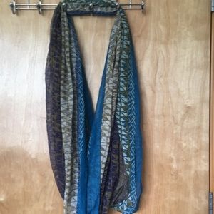 3/25 SALE ⭐️ Infinity Scarf